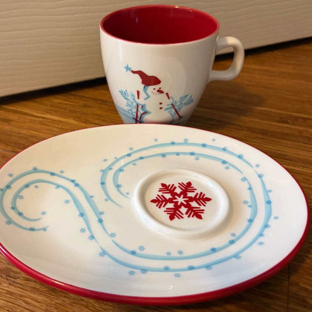 2007 Starbucks Holiday Cup and Saucer - Picture 4 of 7